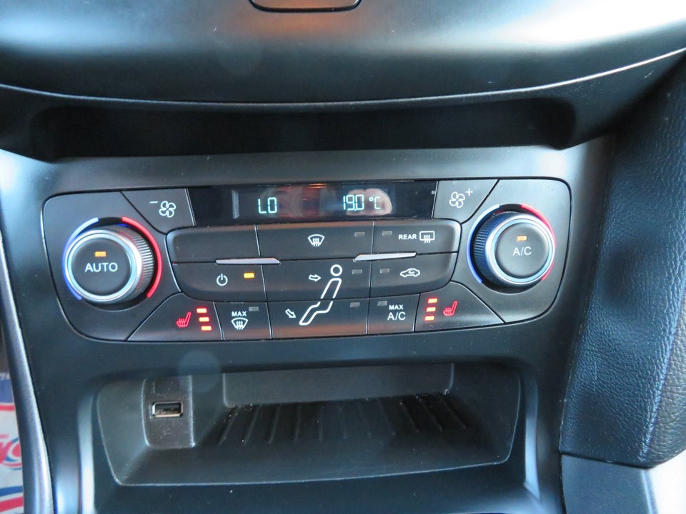 Ford Focus 1,0 SCTi 125 Business stc. 5d