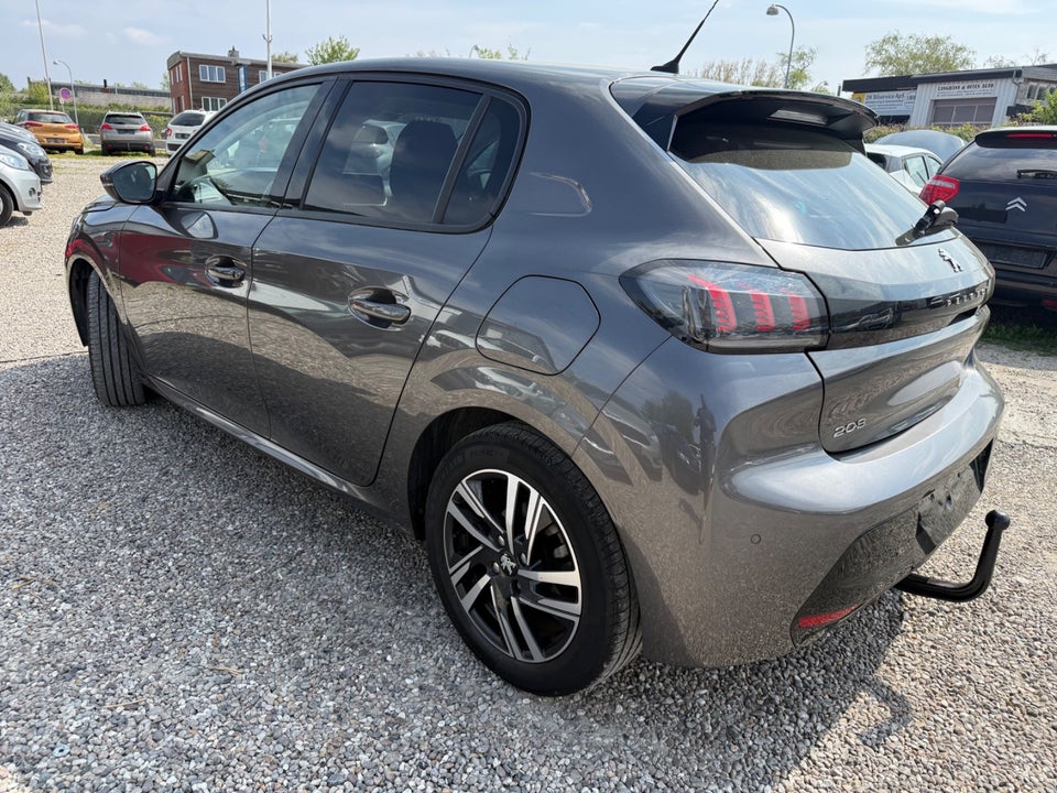Peugeot 208 1,2 PureTech 100 Allure 5d