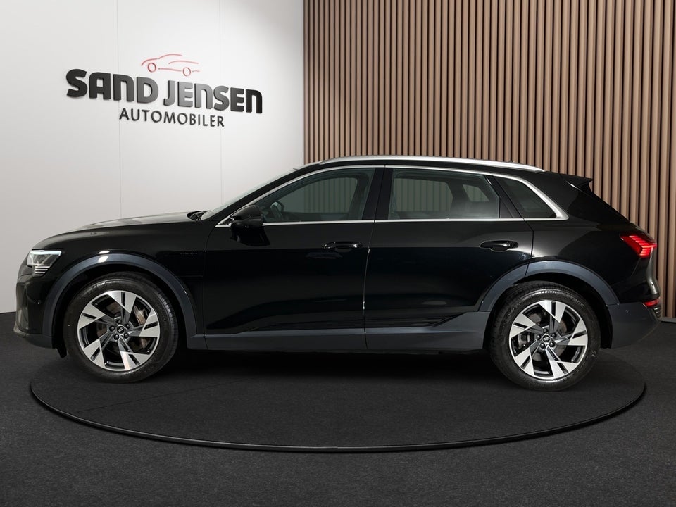 Audi Q8 e-tron 55 Advanced quattro 5d