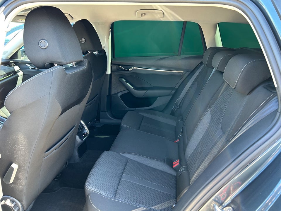 Skoda Octavia 2,0 TDi 150 Style First Edition Combi DSG 5d