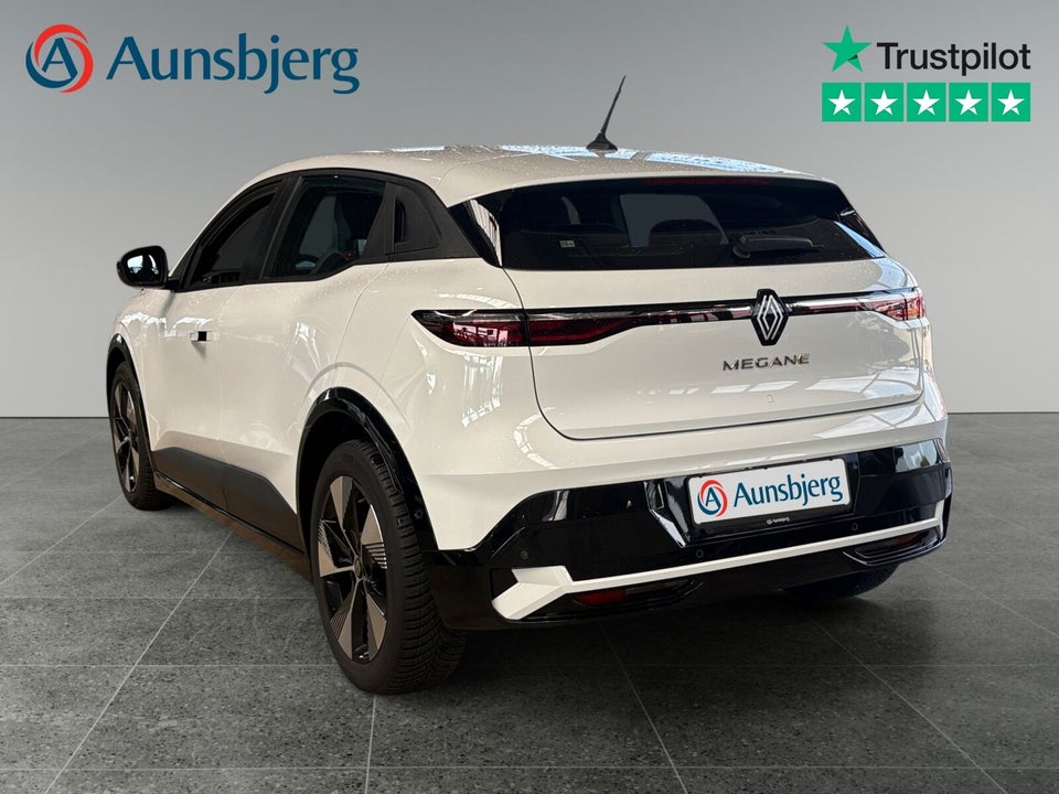 Renault Megane E-Tech 40 Equilibre 5d