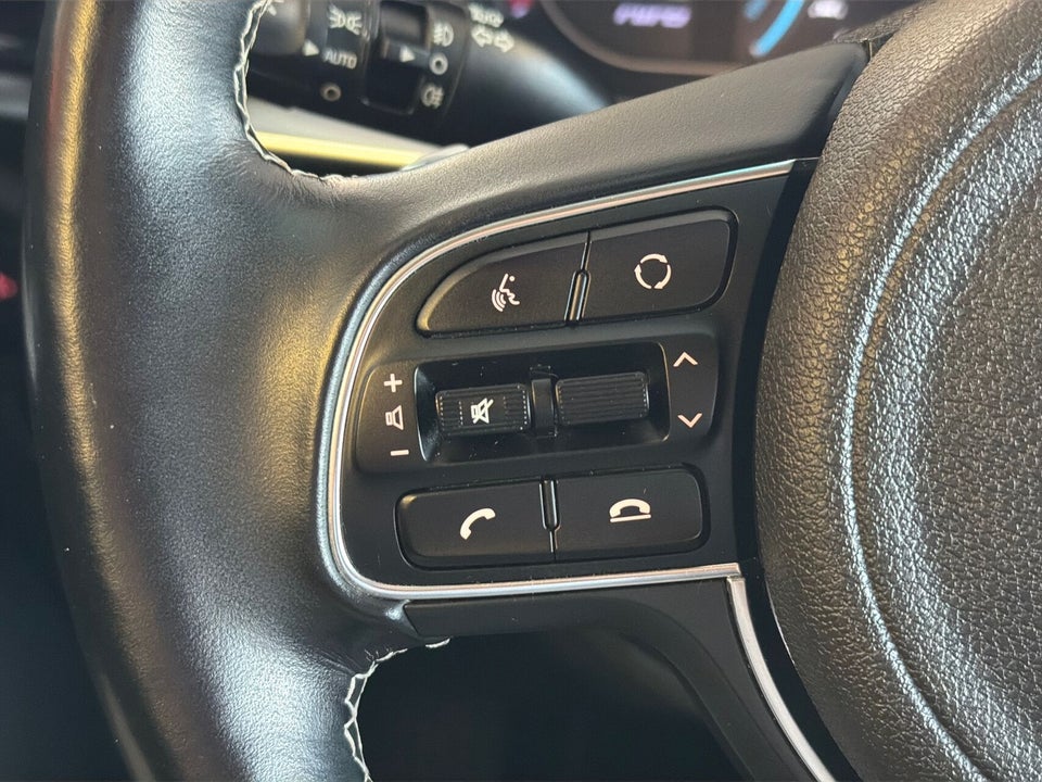 Kia e-Niro 64 Advance 5d