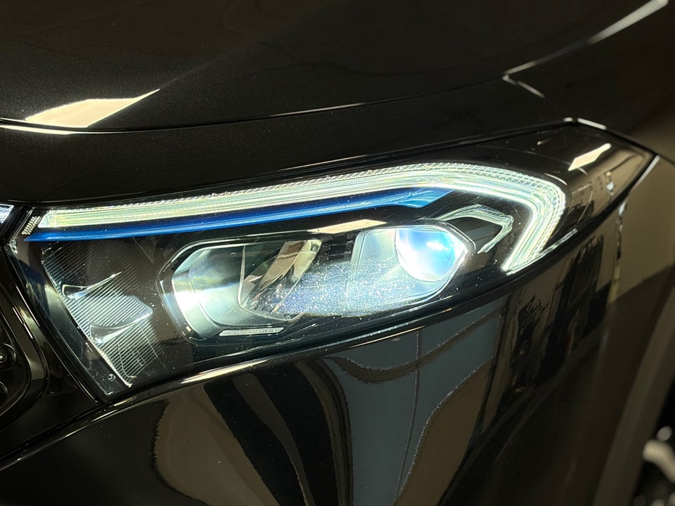 Mercedes EQB350 AMG Line 4Matic 7prs 5d