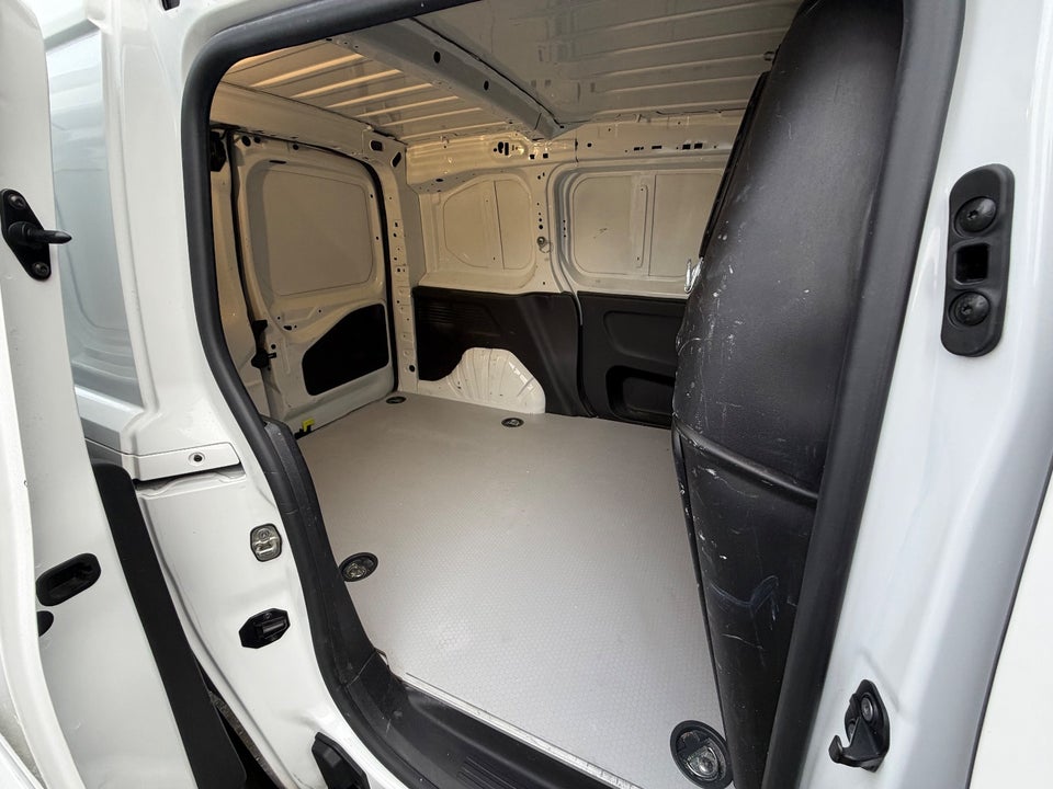 Peugeot Partner 1,5 BlueHDi 130 L1V1 Ultimate EAT8 Van