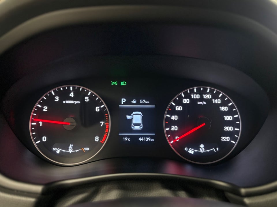 Hyundai i20 1,0 T-GDi Essential DCT 5d