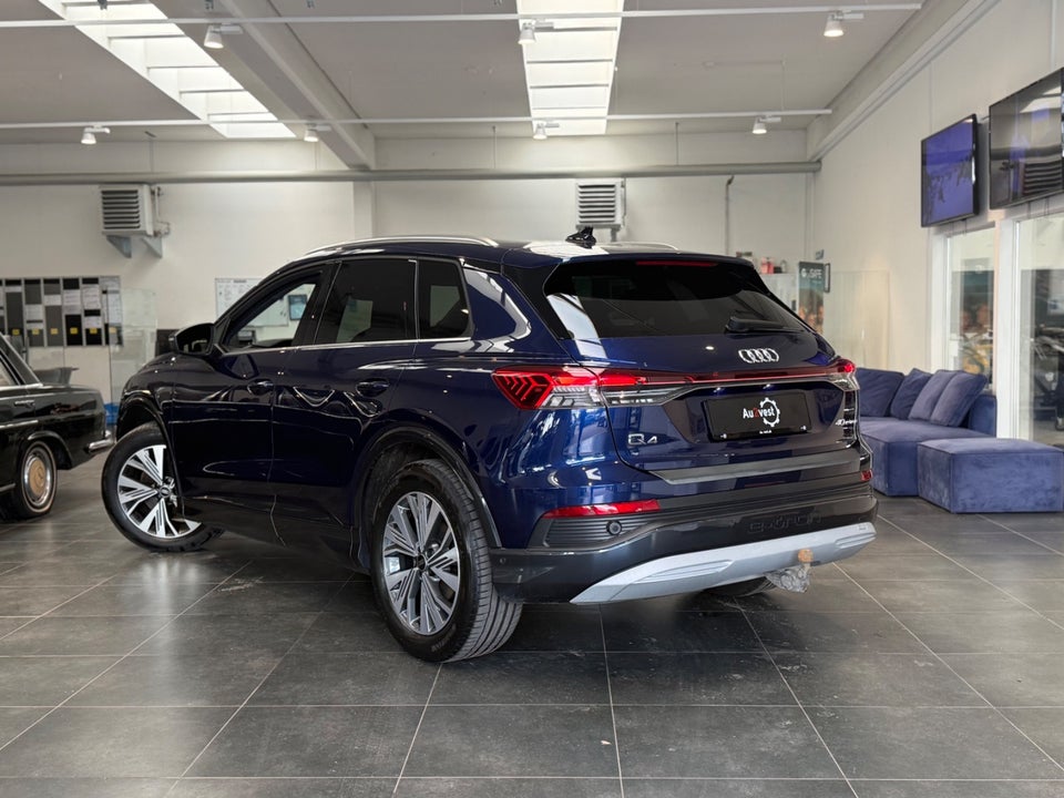 Audi Q4 e-tron 40  5d