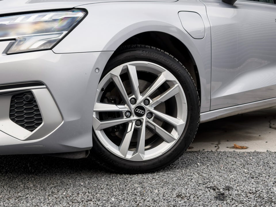 Audi A3 40 TFSi e Prestige Sportback S-tr. 5d