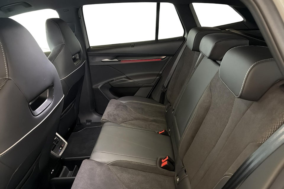 Skoda Enyaq 85 iV Sportline Maxx 5d