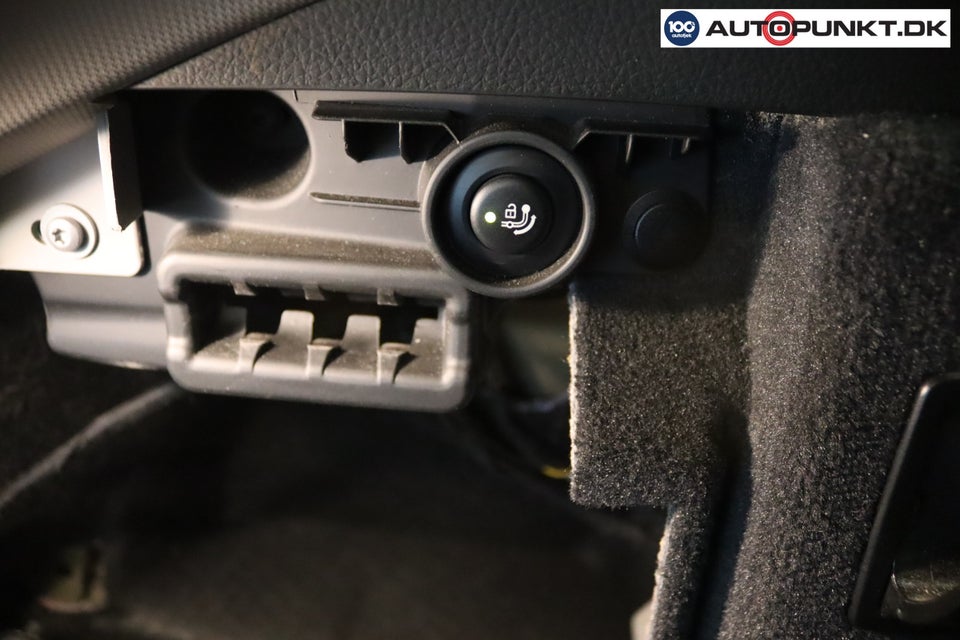 BMW 320d 2,0 Touring Sport Line aut. 5d