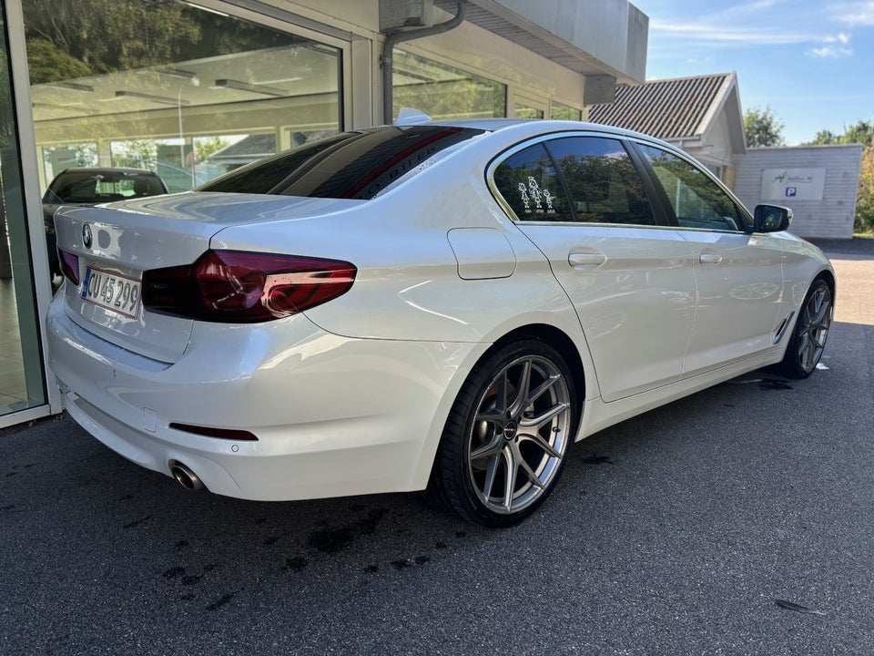 BMW 520d 2,0 Connected aut. 4d