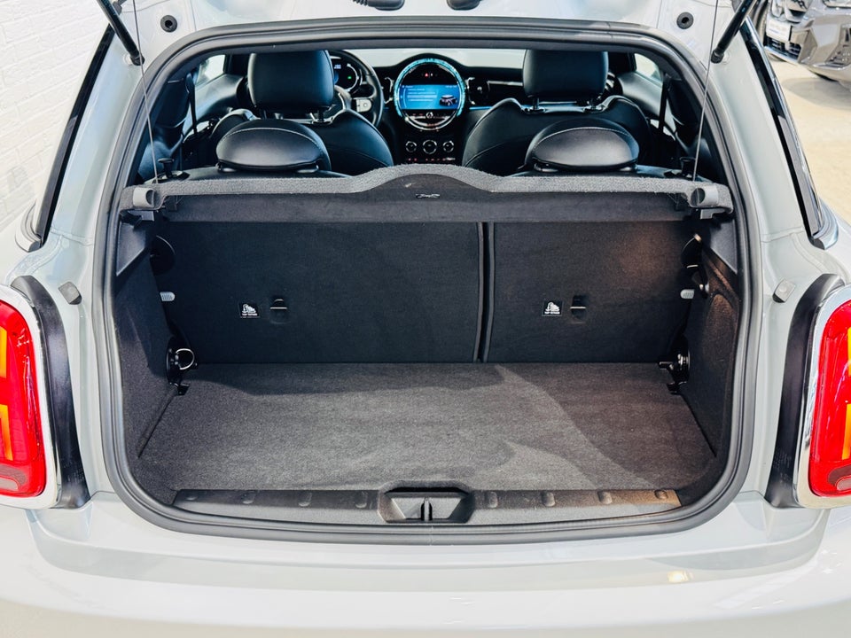 MINI Cooper SE Classic Trim 3d