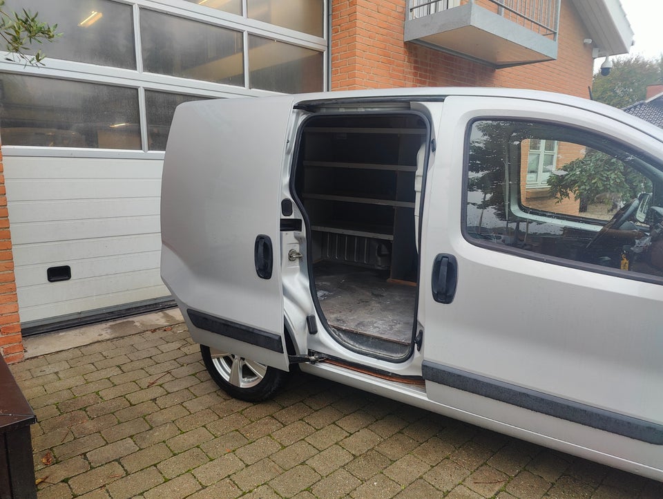 Fiat Fiorino 1,3 MJT 80 Professional Van 5d