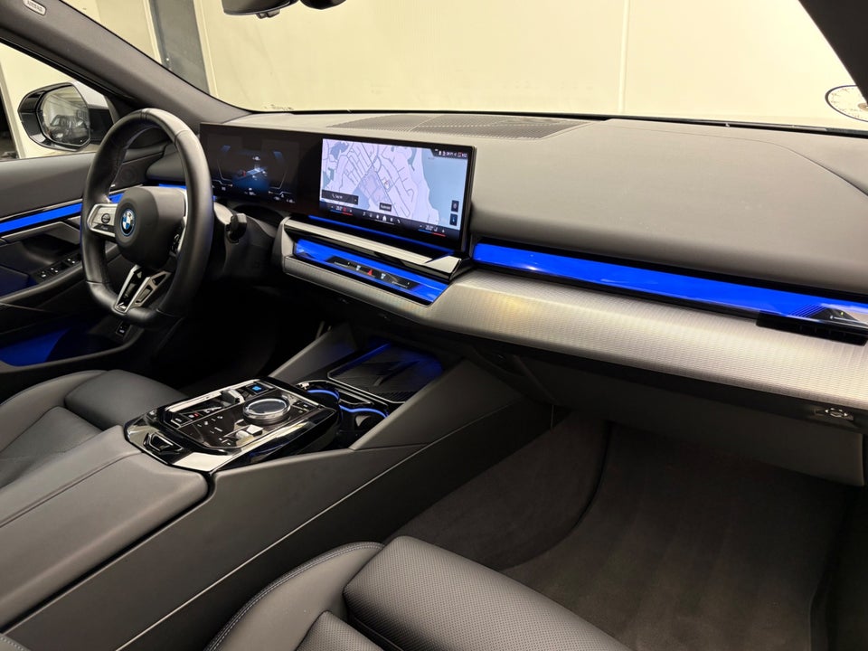 BMW i5 eDrive40 M-Sport 4d