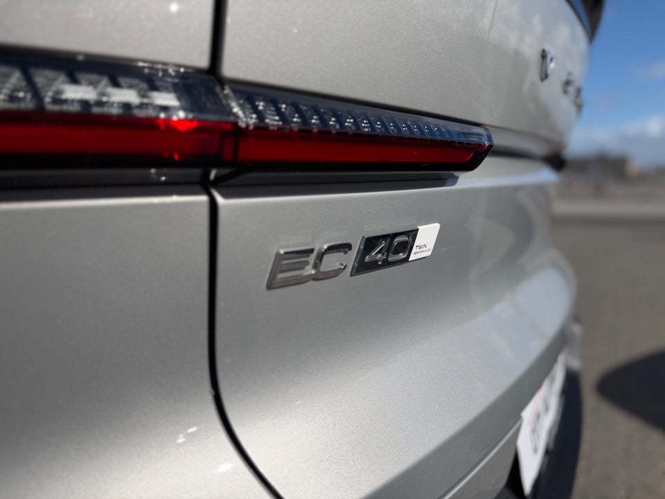 Volvo EC40 Twin Performance Ultra 5d