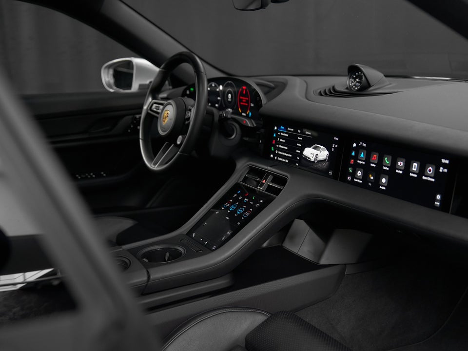 Porsche Taycan 4S 4d