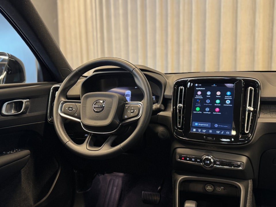 Volvo EX40 Extended Range Core 5d