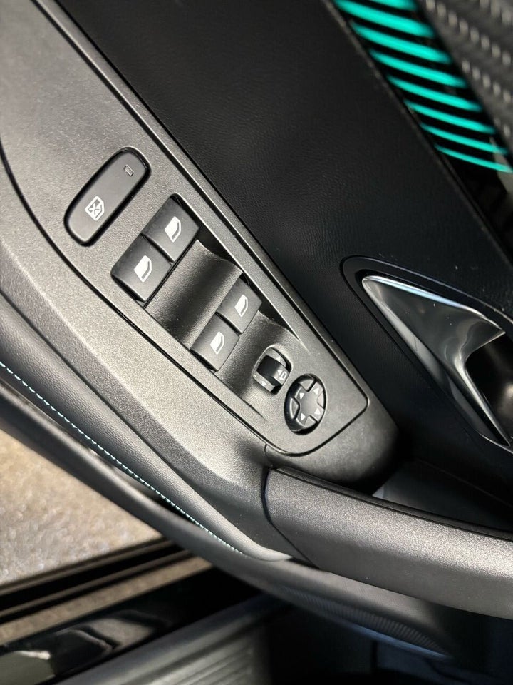 Peugeot 2008 1,2 PureTech 130 Allure Pack EAT8 5d