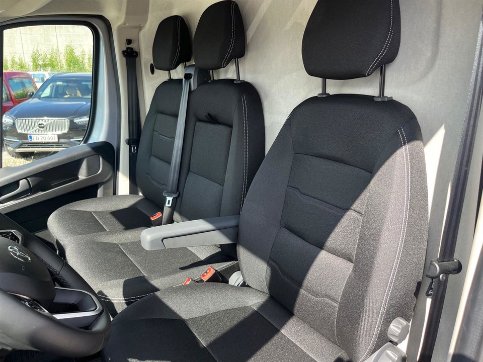 Toyota ProAce Max 110 Comfort Master Kassevogn L3H2