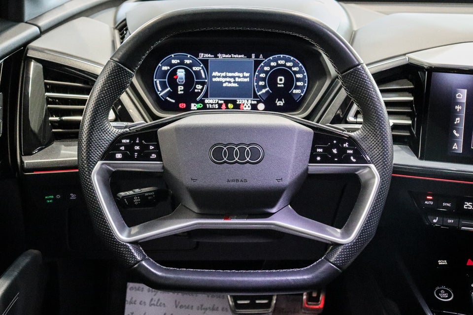 Audi Q4 e-tron 50 S-line quattro 5d