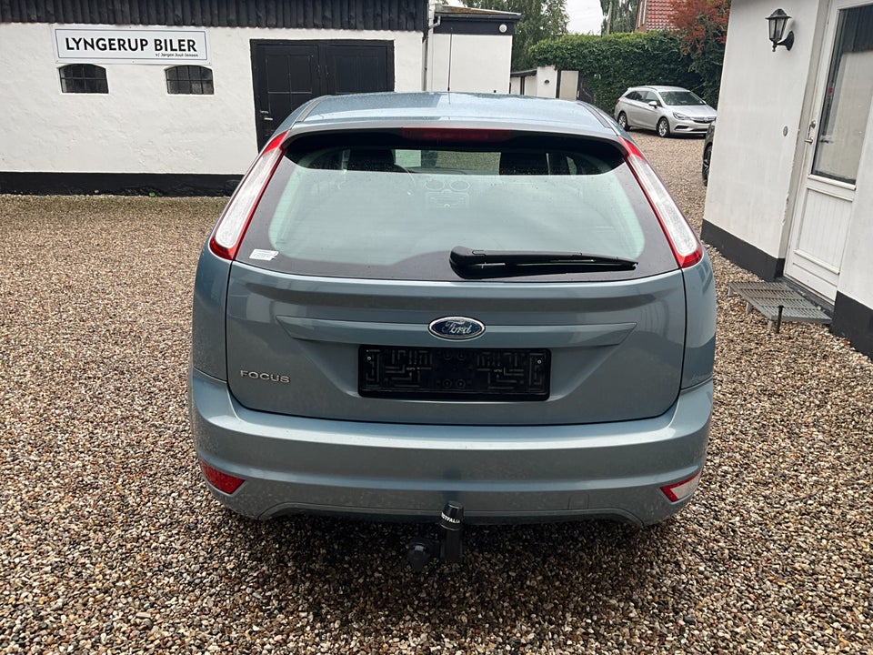 Ford Focus 1,6 Ambiente 3d