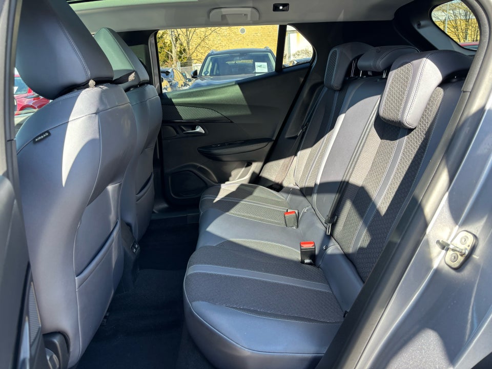 Peugeot 2008 1,2 PureTech 130 Allure Pack EAT8 5d