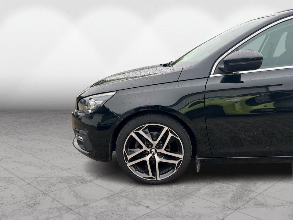 Peugeot 308 1,6 BlueHDi 120 Allure Sky SW 5d