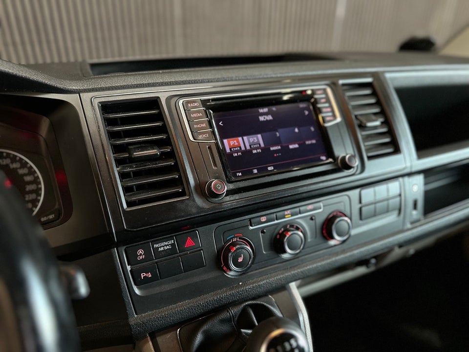 VW Transporter 2,0 TDi 114 Kassevogn lang BMT