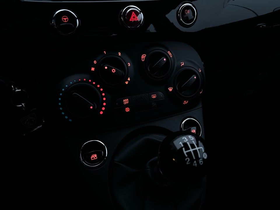 Fiat 500C 1,0 Hybrid Club 2d