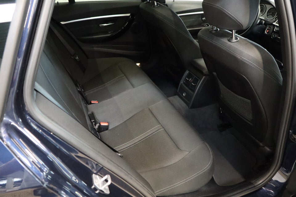 BMW 325d 2,0 Touring Sport Line aut. 5d