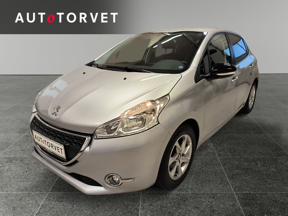 Peugeot 208 1,2 VTi City 5d