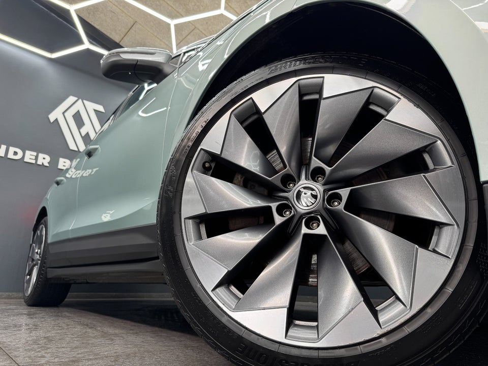 Skoda Enyaq 80 iV Lounge 5d