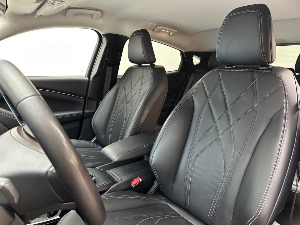 Ford Mustang Mach-E 75 Standard Range 5d