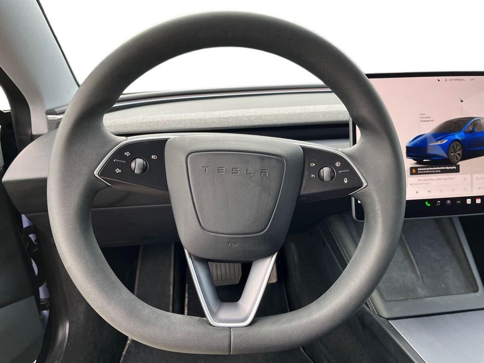Tesla Model 3 RWD 4d