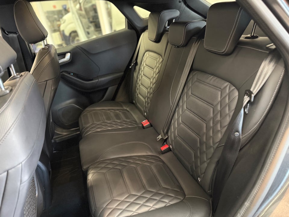 Ford Puma 1,0 EcoBoost mHEV ST-Line 5d