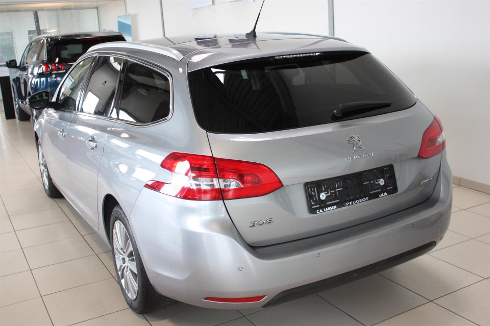 Peugeot 308 1,6 BlueHDi 120 Allure Sky SW 5d