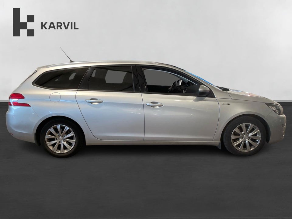 Peugeot 308 1,6 BlueHDi 120 Style SW 5d