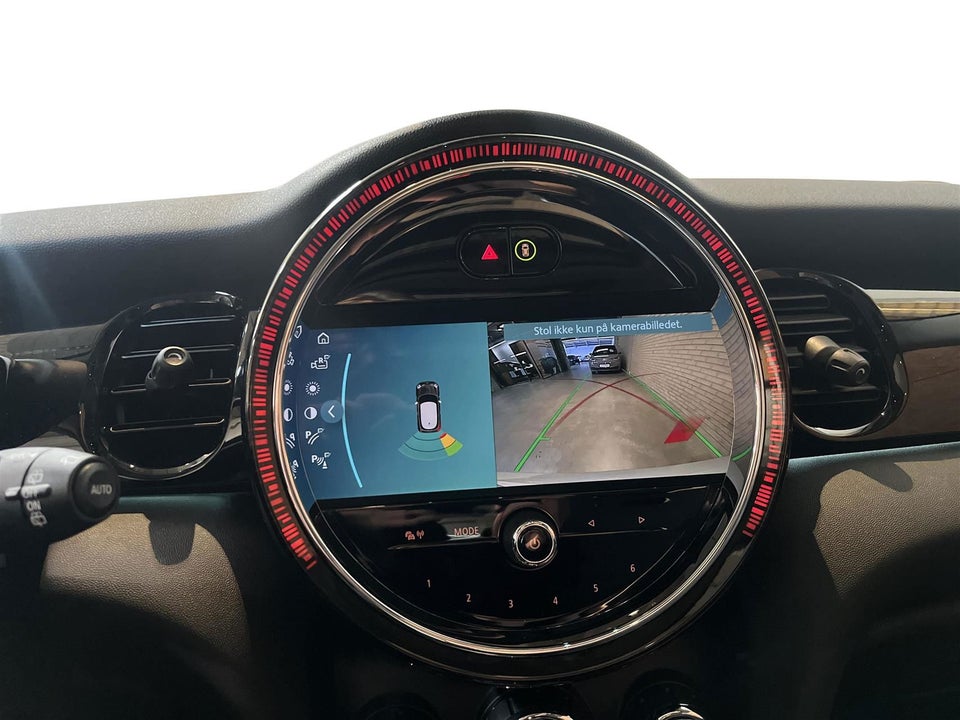 MINI Cooper SE Camden Edition 3d