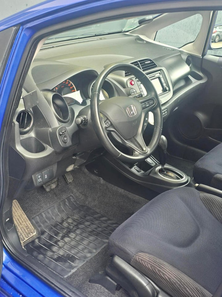 Honda Jazz 1,4 Elegance CVT 5d