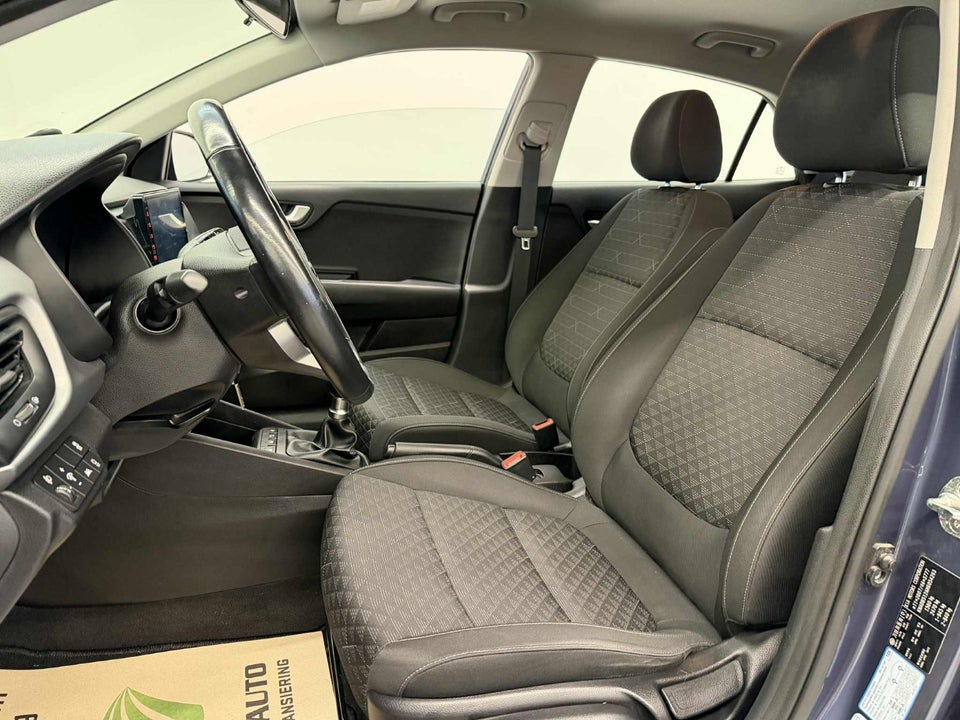 Kia Rio 1,2 CVVT Base+ 5d
