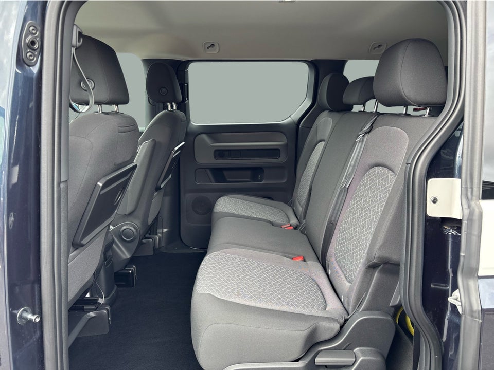 VW ID.Buzz 77 Pro SWB 5d