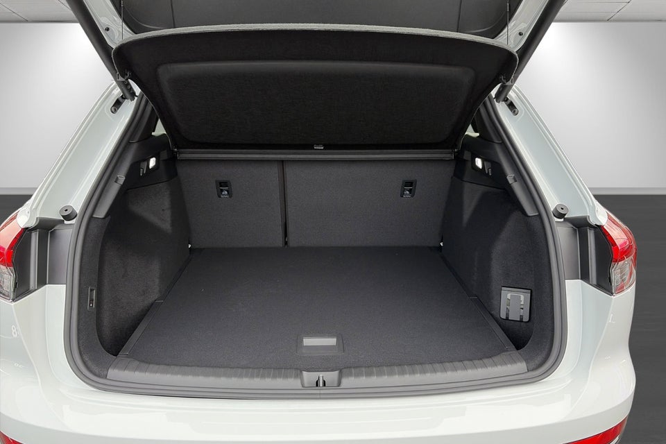Audi Q4 e-tron performance 5d