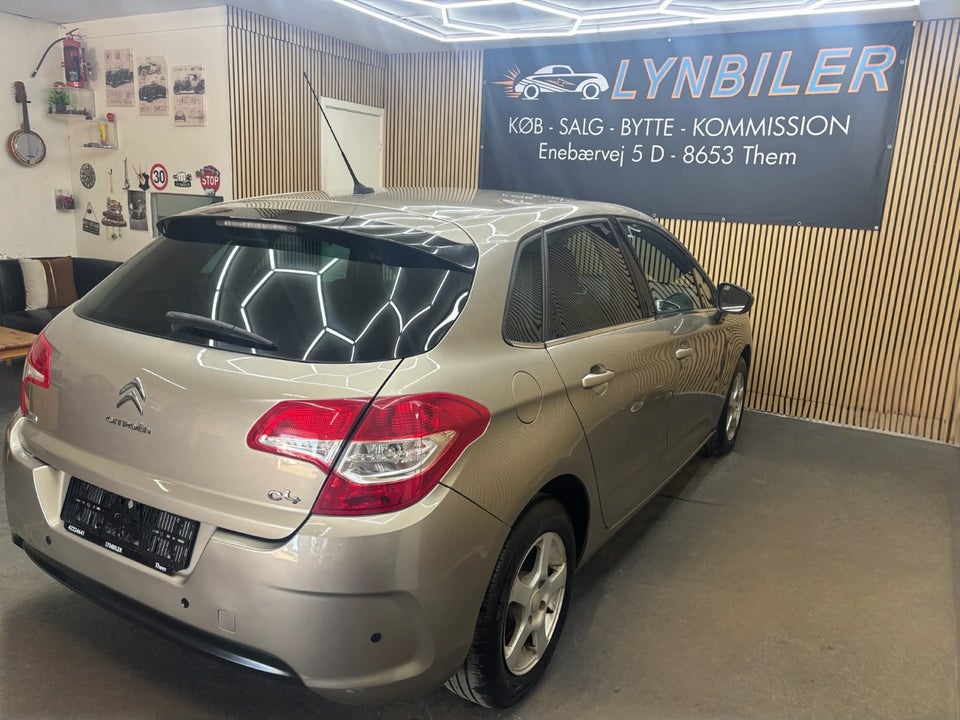 Citroën C4 1,6 e-HDi 112 Seduction E6G 5d