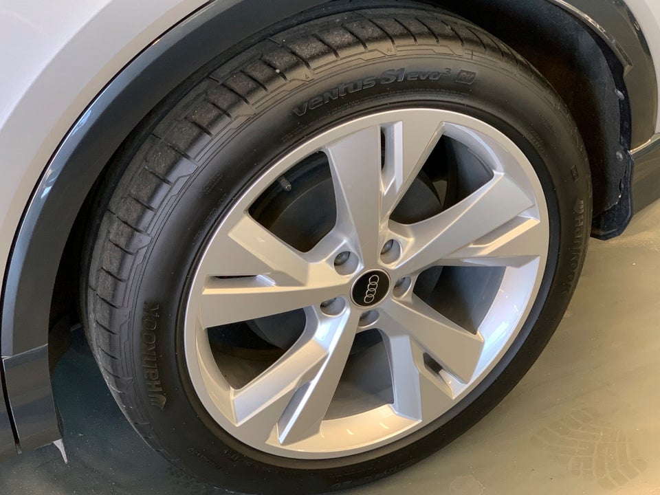 Audi Q4 e-tron 45 Progress Sportback 5d