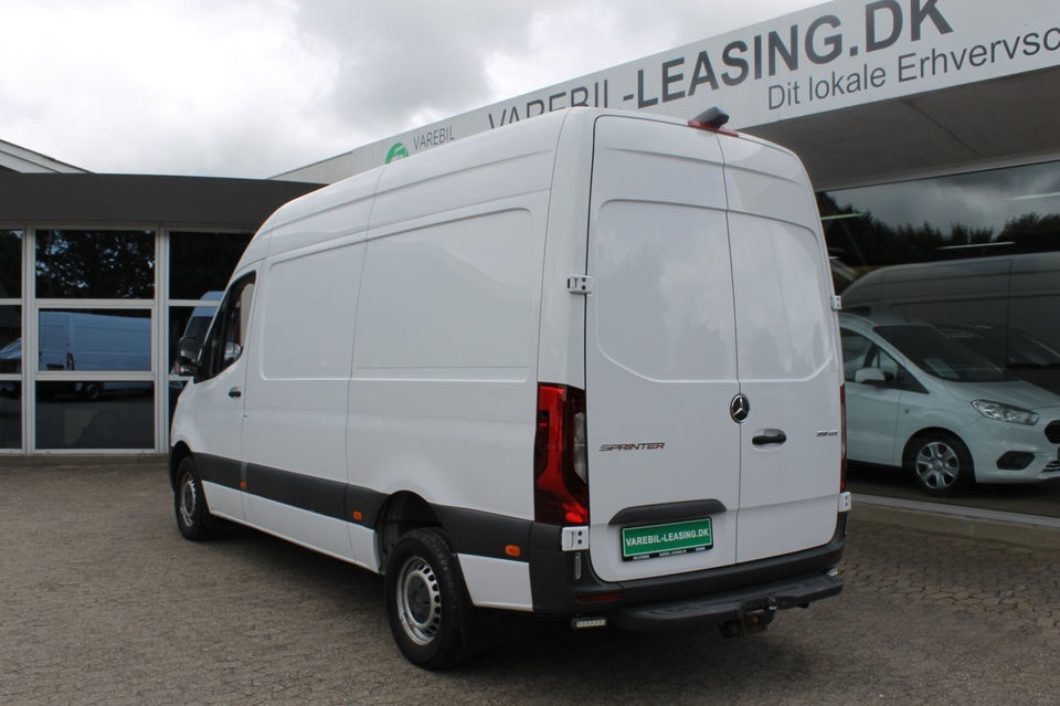 Mercedes Sprinter 319 3,0 CDi A2 Kassevogn aut. RWD