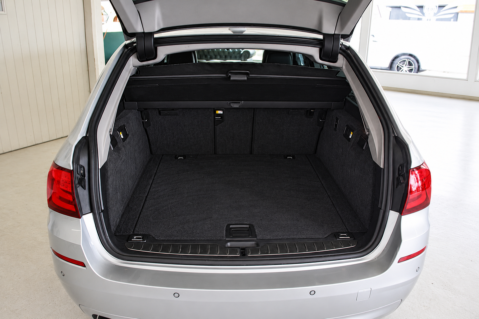 BMW 520d 2,0 Touring aut. 5d