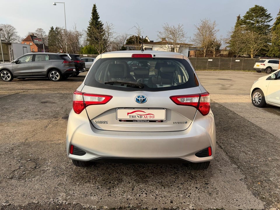 Toyota Yaris 1,5 Hybrid H2 e-CVT 5d