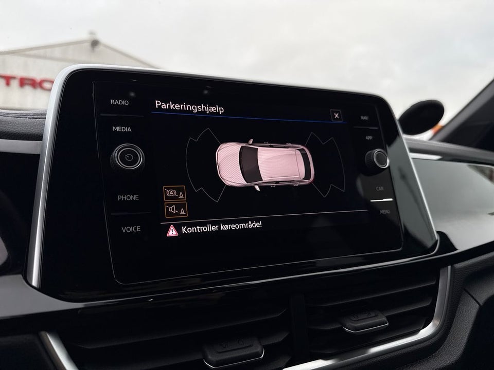 VW T-Roc 1,5 TSi 150 R-line DSG 5d