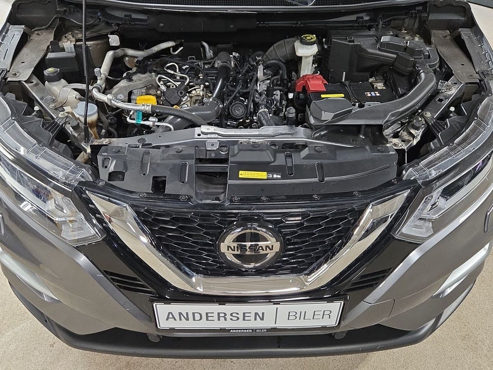 Nissan Qashqai 1,3 Dig-T 140 N-Connecta 5d