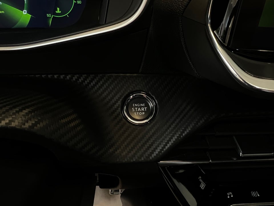 Peugeot 208 1,2 PureTech 100 GT 5d