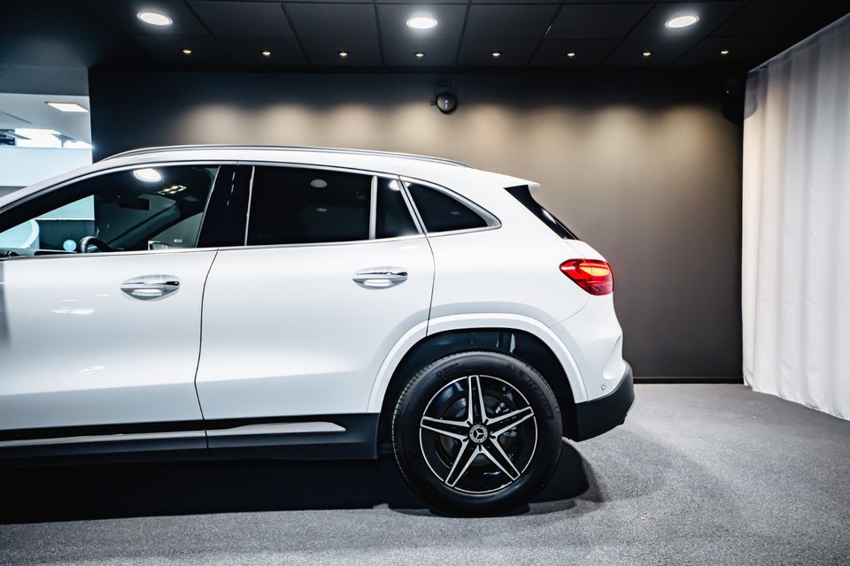 Mercedes EQA250+ AMG Premium 5d